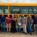 Guaratinga recebe micro-ônibus escolar 4×4 para reforçar transporte de alunos da zona rural