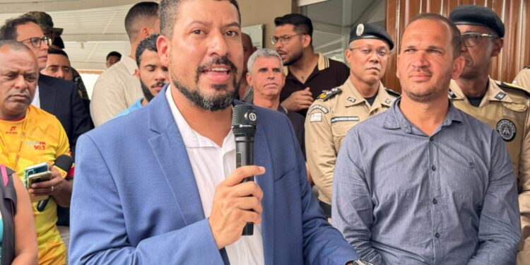 FLAUZINO COMPLETA 500 DIAS DE GOVERNO COM FOCO NA SEGURANÇA PÚBLICA EM ITABELA